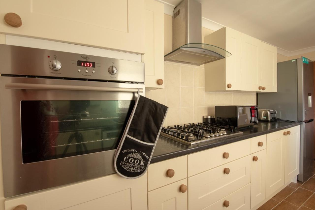 Host & Stay - Hanover Apartment Суонси Экстерьер фото